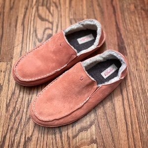 OluKai -Like New - Nohea shearling nubuck slipper